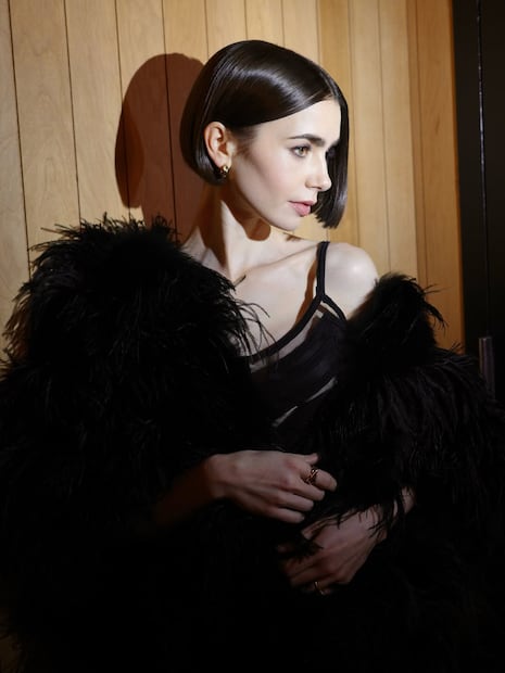 El corte bob de Lily Collins es ideal para la temporada. Foto: Instagram @lilyjcollins