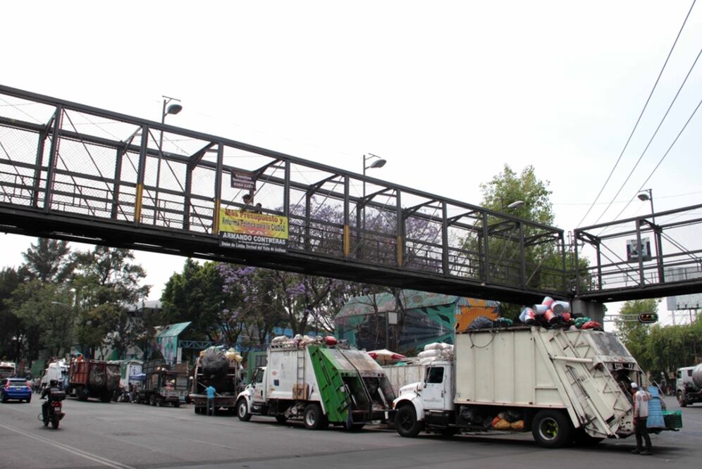 El relleno sanitario del municipio de Cuautitlán Izcalli, operado por la empresa Tersa del Golfo, dejó de recibir basura de la Ciudad de México por instrucciones del gobierno estatal. Foto Juan Boites/EL UNIVERSAL