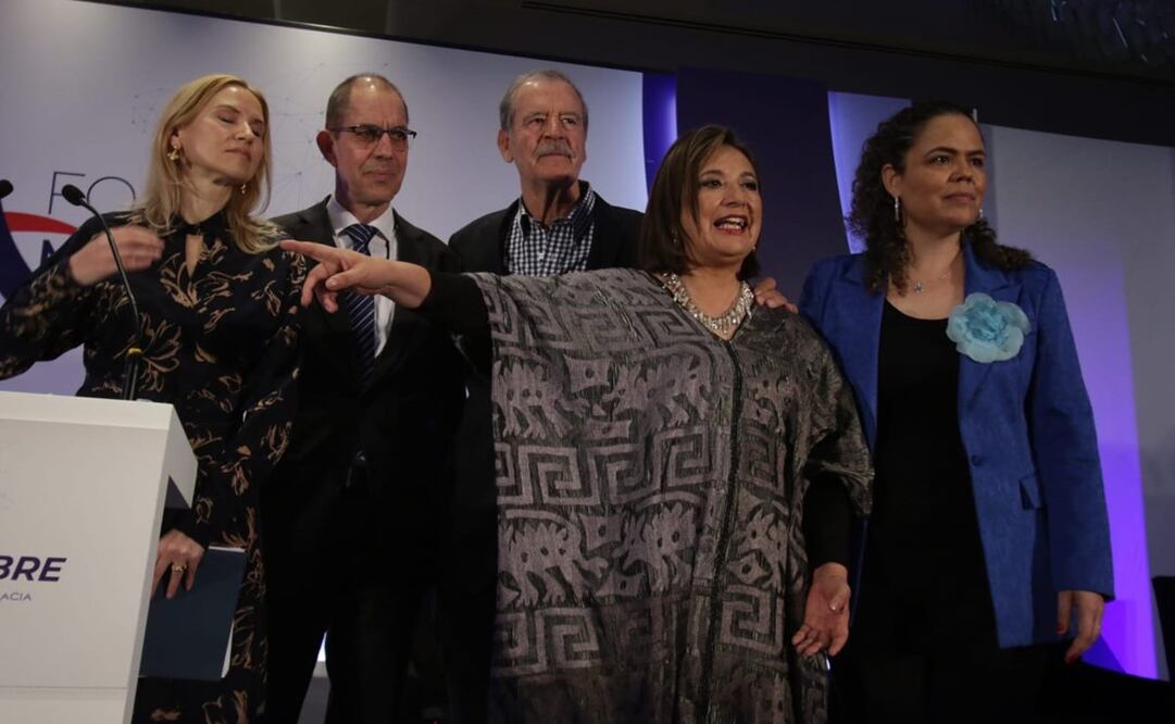 Virtual candidata de Morena, Xóchitl Gálvez y expresidente Vicente Fox durante el Foro América Libre. Foto: Carlos Mejía/EL UNIVERSAL