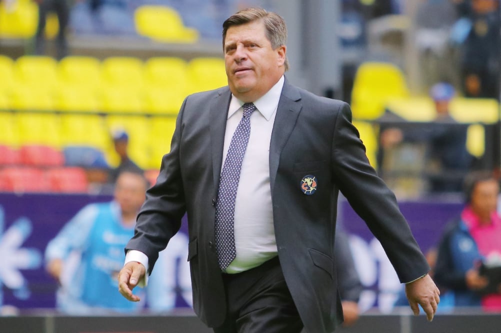 El estratega azulcrema terminó frustrado por el empate. (IMAGO7)