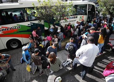 Decenas de venezolanos vuelven "con esperanza" a su país desde Ecuador