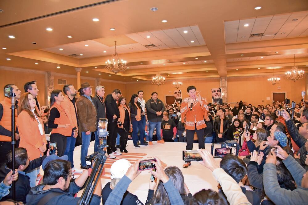 El precandidato de MC dijo que Matamoros es una buena opción para la obtención de agua salada que puede convertirse en dulce y fresca, y de esta forma los estados dejarán de pelear por el líquido. Foto: Sandra Tovar | El Universal