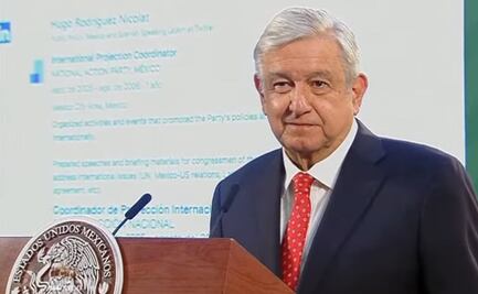 Twitter México responde a AMLO tras exhibir currículum de director en la mañanera