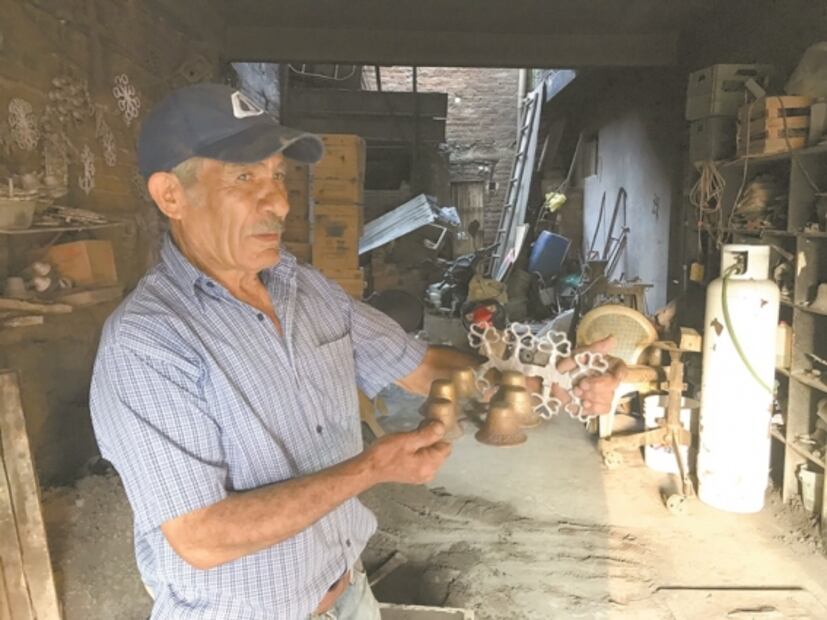 Reaviva tañido de réplica de Dolores 