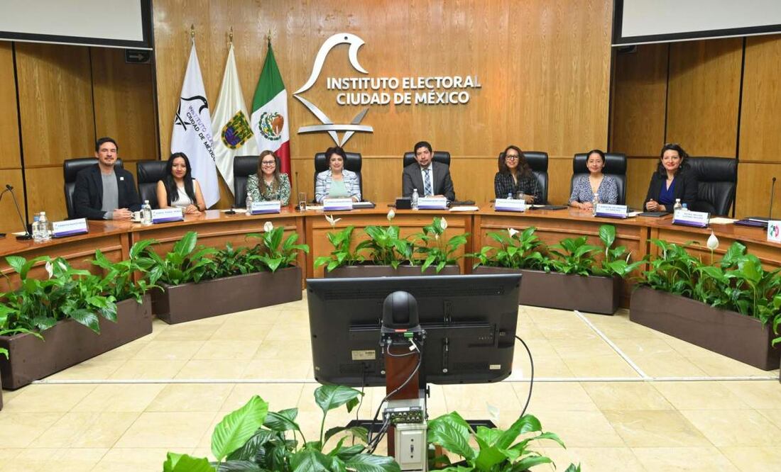 IECM desconoce a Nora Arias como presidenta del viejo PRD (15/04/2025). Foto: Especial