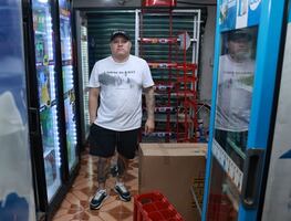 "Ya casi quiebro": el testimonio de un comerciante afectado por el socavón en Iztapalapa