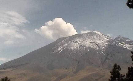 Popocatépetl continúa con actividad regular