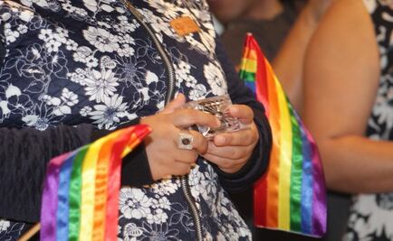 Realizan bodas gay "simbólicas" en Congreso de Puebla