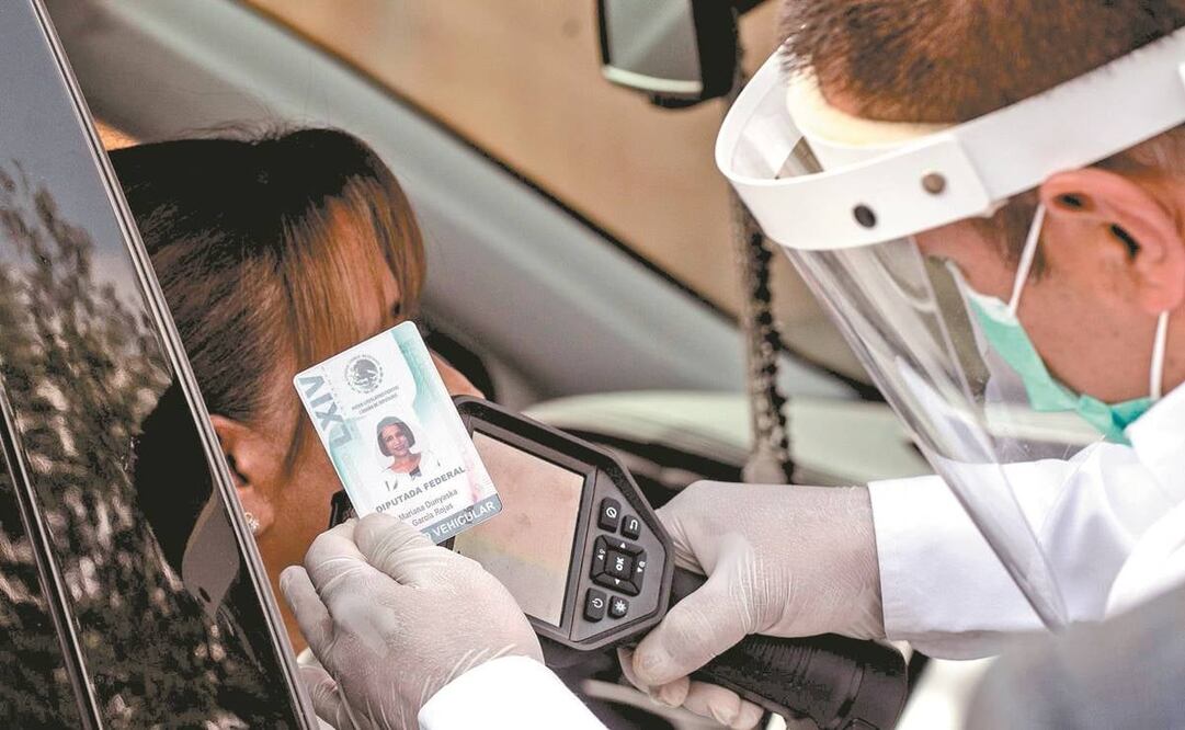 En San Lázaro se han detectado más de 200 casos positivos, de entre ellos cerca de 80 han sido diputados, informó la Cámara. Foto: Archivo/ El Universal. 