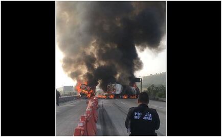 Cierran la México-Querétaro por choque 