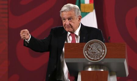 “Estoy contento”, la economía mexicana está creciendo, afirma  AMLO