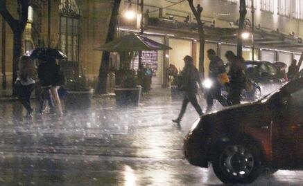 ¡Alista tu paraguas! Reportan lluvias en 14 alcaldías; activan alerta amarilla en 2