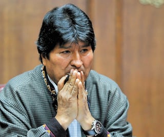 Evo pide apoyo a “hermanos” mexicanos para manutención