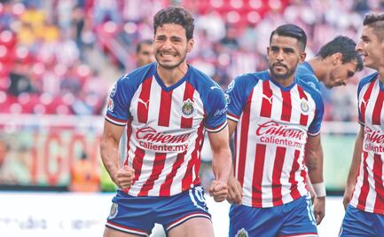 En Twitter se van contra 'Pollo' Briseño tras menospreciar gol de Jiménez