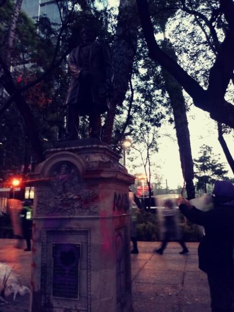 Daños a patrimonio cultural durante marcha feminista