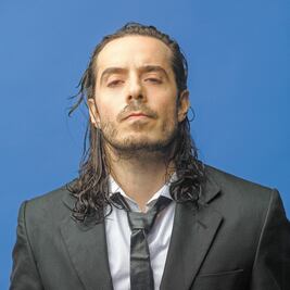 A José Madero le gusta que le digan emo