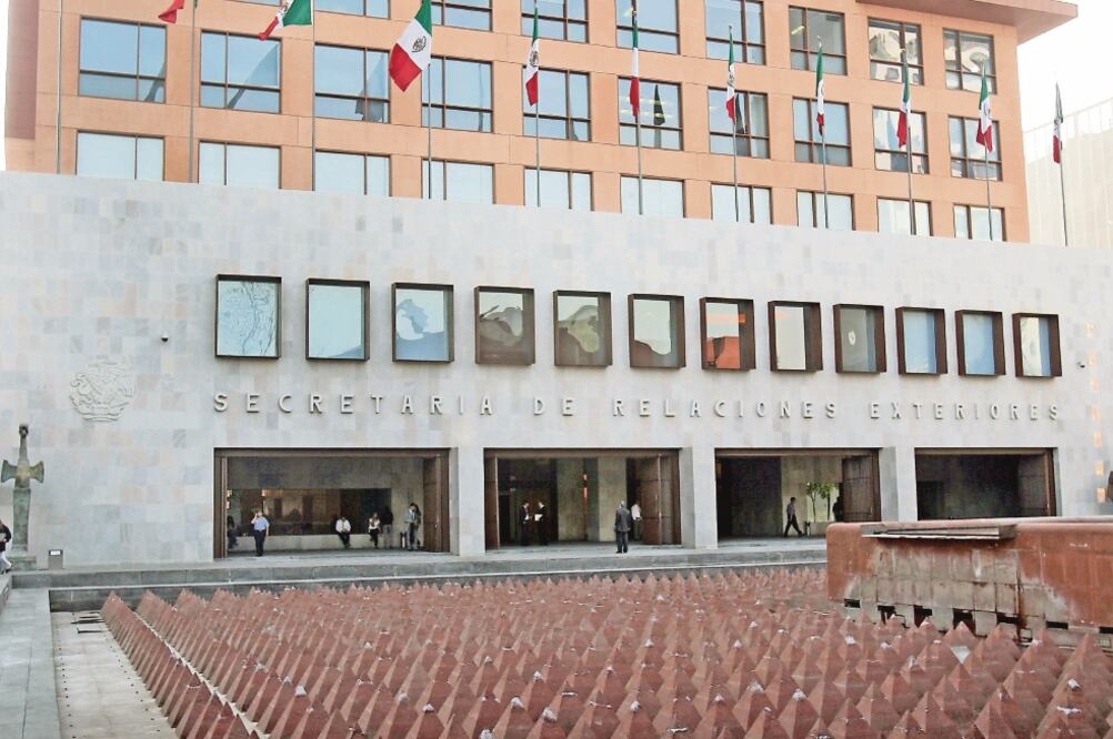 La SRE indicó que desde 2008, para empleados del Servicio Exterior Mexicano, se destinaron más de 539 mdp por el seguro de gastos médicos mayores. (ARCHIVO EL UNIVERSAL)