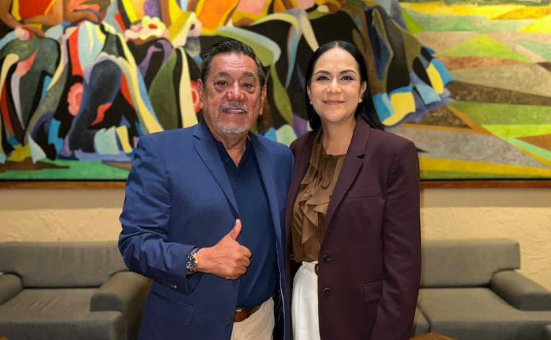 Félix Salgado Macedonio, padre de la gobernadora de Guerrero, y Ariadna Montiel, dirigente de Morena. Foto: Especial