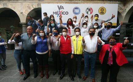 Alianza Va por México presenta a sus candidatos a diputados federales en Puebla