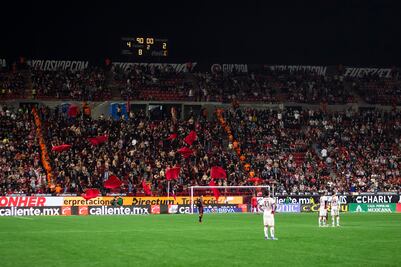 Federación Mexicana de Futbol inicia investigación "exhaustiva", tras los actos de violencia en el Xolos vs Chivas