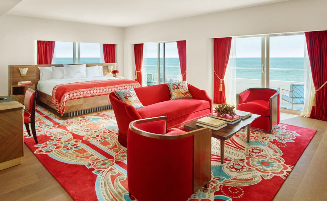 Faena Hotel, Miami. Este hotel no esconde su vena artística y glamorosa. Sus detalles extravagantes, como muebles de animal print, columnas doradas y ropa de cama roja brillante. (Foto: Cortesía Faena)