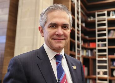 Sigo vinculado con México al Frente, asegura Mancera