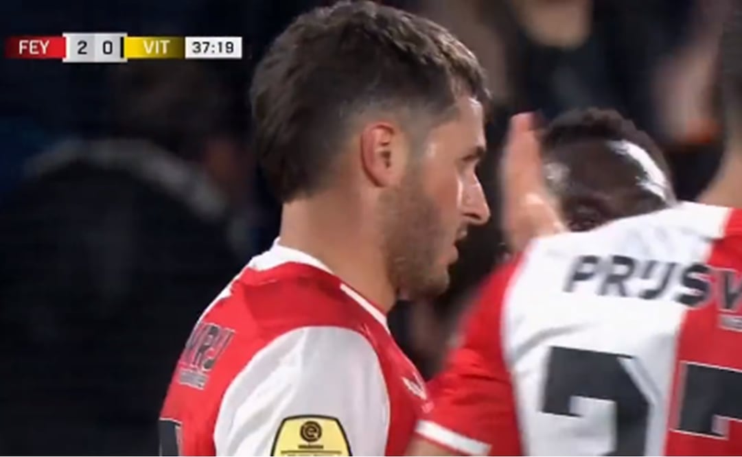Santiago Giménez anota y llega a 13 goles con el Feyenoord