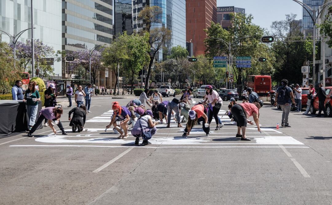 Colectivos se reúnen en la glorieta de las mujeres que luchan para exigir quitar el fuero a Cuauhtémoc Blanco

Foto: Yaretzy M. Osnaya / EL UNIVERSAL