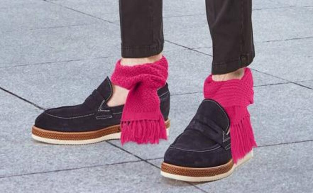 Bufanda para tobillos, la nueva tendencia de moda para el invierno