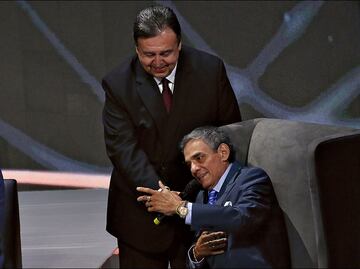 El día que José José fue invitado al Salón de la Fama del Futbol