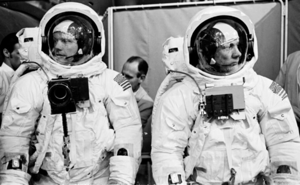 El Águila ha alunizado