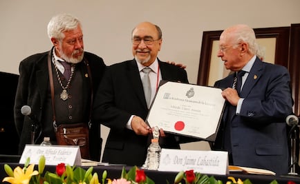 Alfredo López Austin recibe el premio Henríquez Ureña