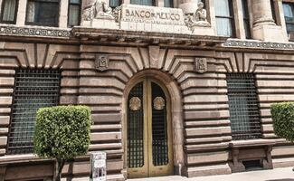 Banxico mantiene por segunda vez consecutiva su tasa de interés en 6.50%; mantiene el nivel, igual que la Fed