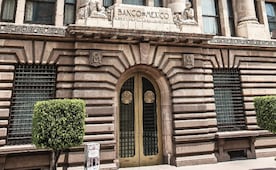 Banxico mantiene por segunda vez consecutiva su tasa de interés en 6.50%; igual que lo hizo la Fed