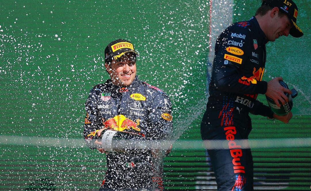 Checo Pérez celebrando en el Gran Premio de México - FOTO: Imago7