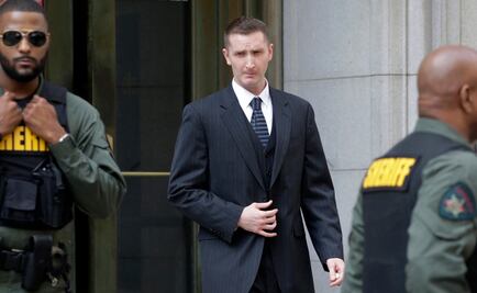 Absuelven a policía en caso de Freddie Gray