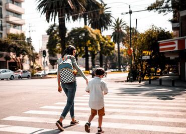 Así están cambiando algunas ciudades para ser más seguras para las mujeres