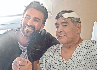 Fiscales piden enjuiciar a personal de salud de Maradona por "homicidio simple con dolo"