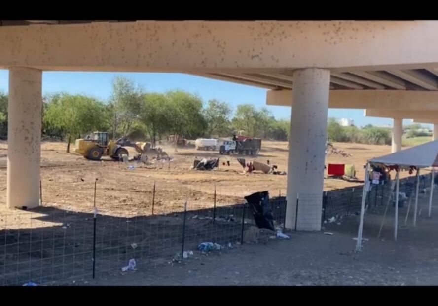 Borran huella de campamento de haitianos en Texas y miles son liberados en EU