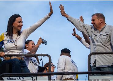 Edmundo González y María Corina Machado reciben premio Sájarov; es otorgado por el Parlamento Europeo