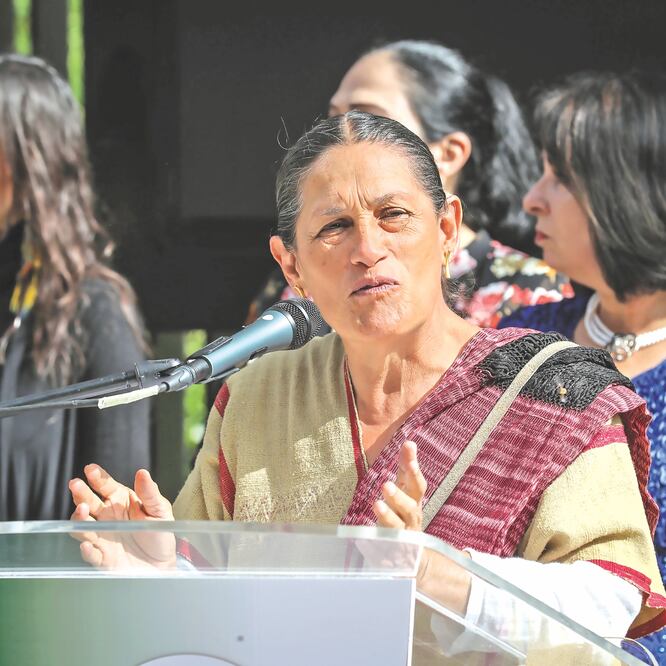 En el semanario Desde la Fe, la Iglesia reprobó que la senadora Jesusa Rodríguez descalifique a quien no piensa igual que ella. JUAN CARLOS REYES. EL UNIVERSAL