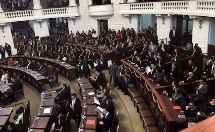 Sin "Chuchos", palco del PRD en ALDF