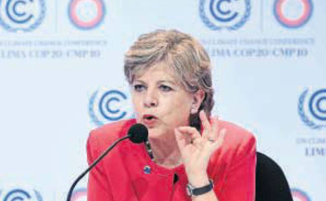 El organismo dirigido por Alicia Bárcena precisó que la zona de América del Sur va a registrar el peor comportamiento económico durante 2016. ARCHIVO EL UNIVERSAL