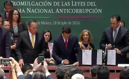 Promulga Peña Nieto leyes del Sistema Nacional Anticorrupción
