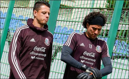 'Chicharito' se molesta por comparación con Memo Ochoa