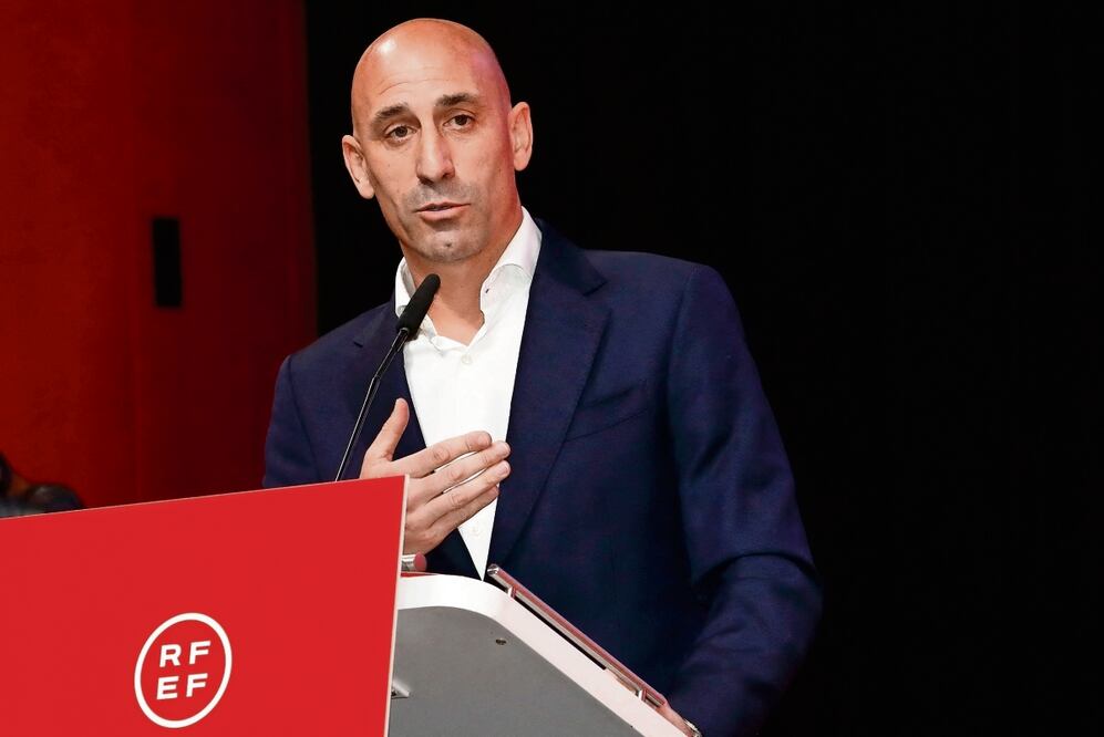 La FIFA aplica suspensión provisional a Luis Rubiales