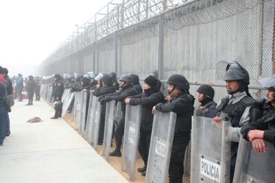 Realizan operativo de revisión en penal El Amate en Chiapas