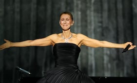 Céline Dion rompe en llanto durante su regreso a los escenarios en París: "Son lágrimas de alegría"