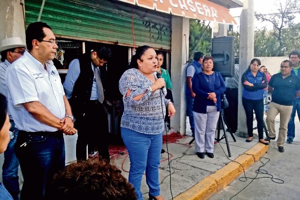 La alcaldesa Miriam Escalona asegura que los recursos canalizados para solventar la deuda, bien podrían aplicarse en obra pública (MANUEL BARRERA. EL UNIVERSAL)