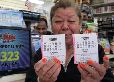 Miles de mexicanos buscan el premio mayor… ¡323 mdd!